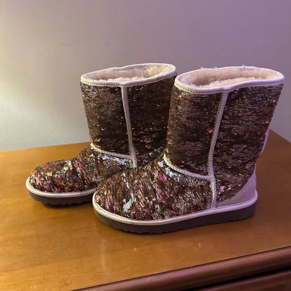 UGG Sparkling Sequin Boots with Faux Fur - Picture 3 of 7